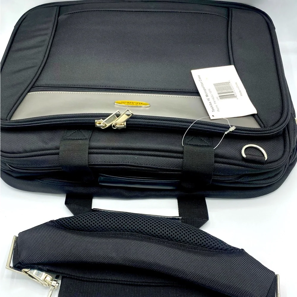 NEW✨ Toshiba PA1463U Carrying Case for 16